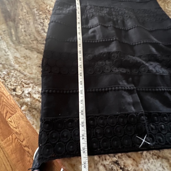 TALBOTS Black  Eyelet Lace Linen and Cotton Blend  Dress Size 8P - Picture 13 of 16